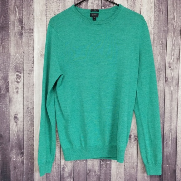 men's green crew neck sweater